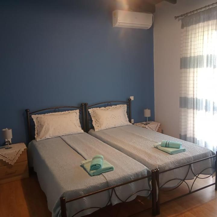 Armiriki Apartments Korakokhórion Екстериор снимка