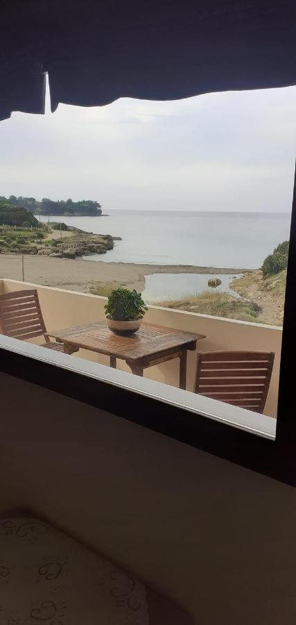 Armiriki Apartments Korakokhórion Екстериор снимка